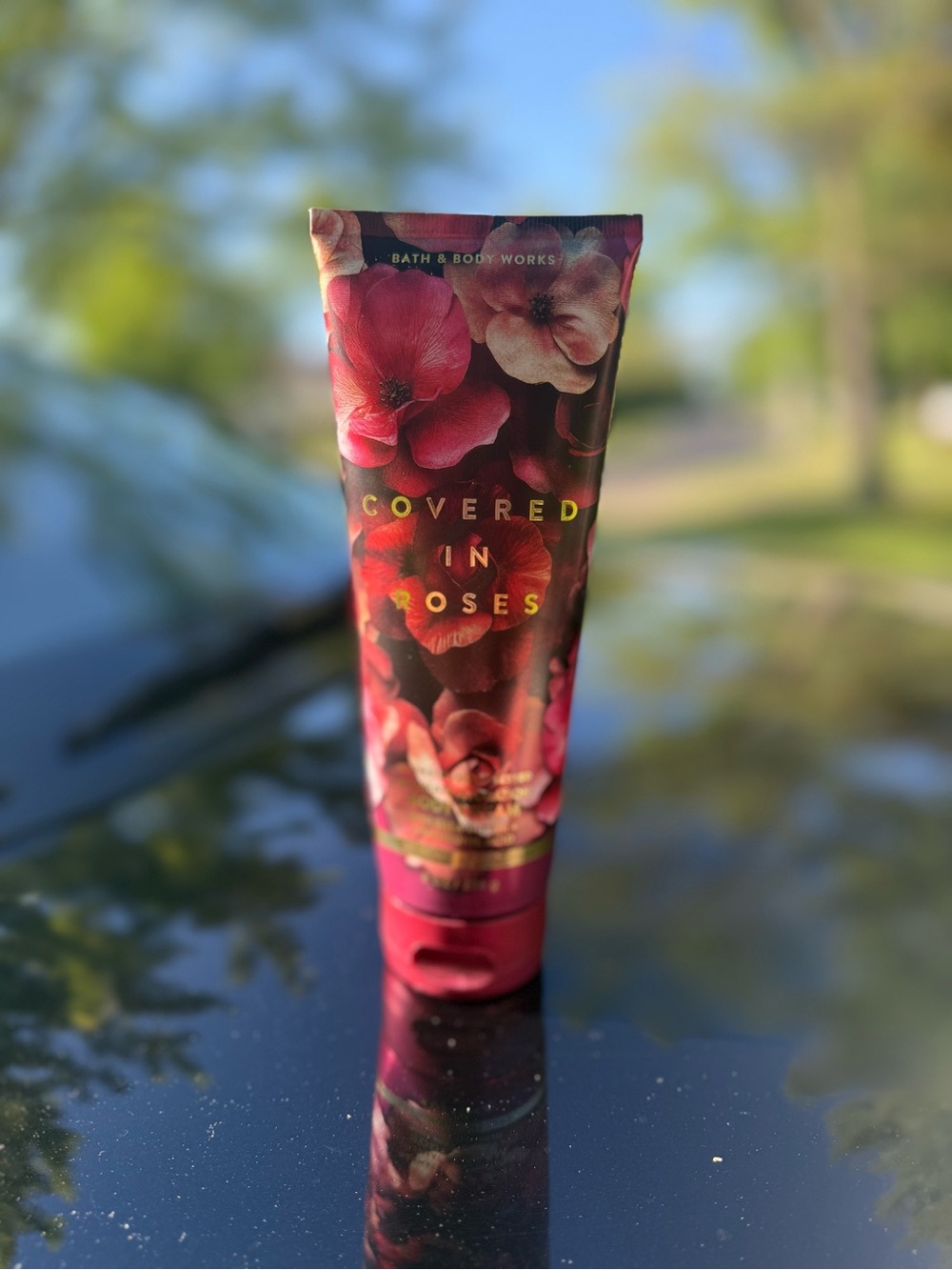 Bath & Body Works Covered in Roses Hand Cream - Red & Pink Floral